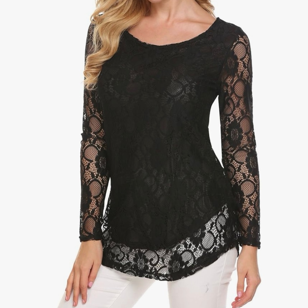 Soteer Large Elegant Black Lace Top